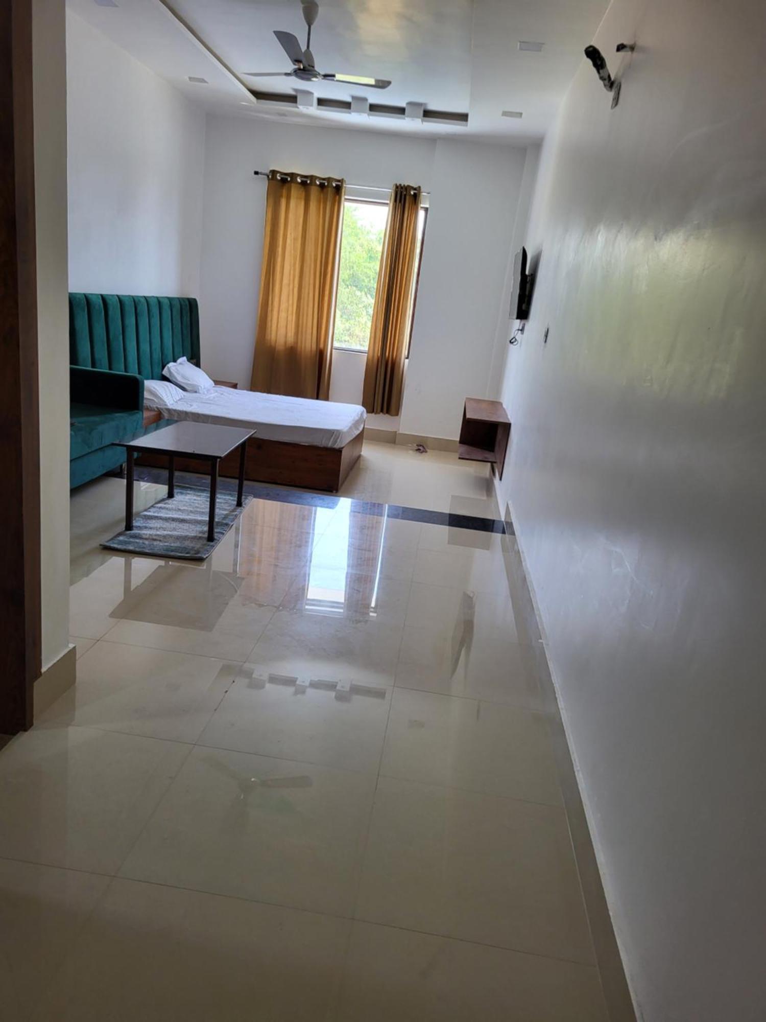 Hotel Mg Kitchen Banquet Kathua Esterno foto